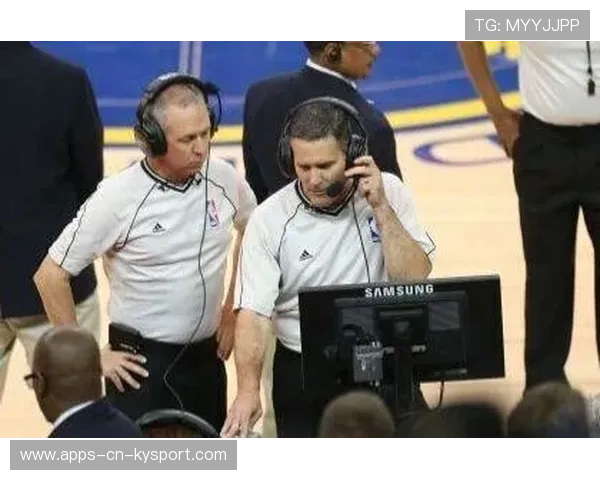 JDG裁判团队引进先进比赛录像回放系统，竞技裁判