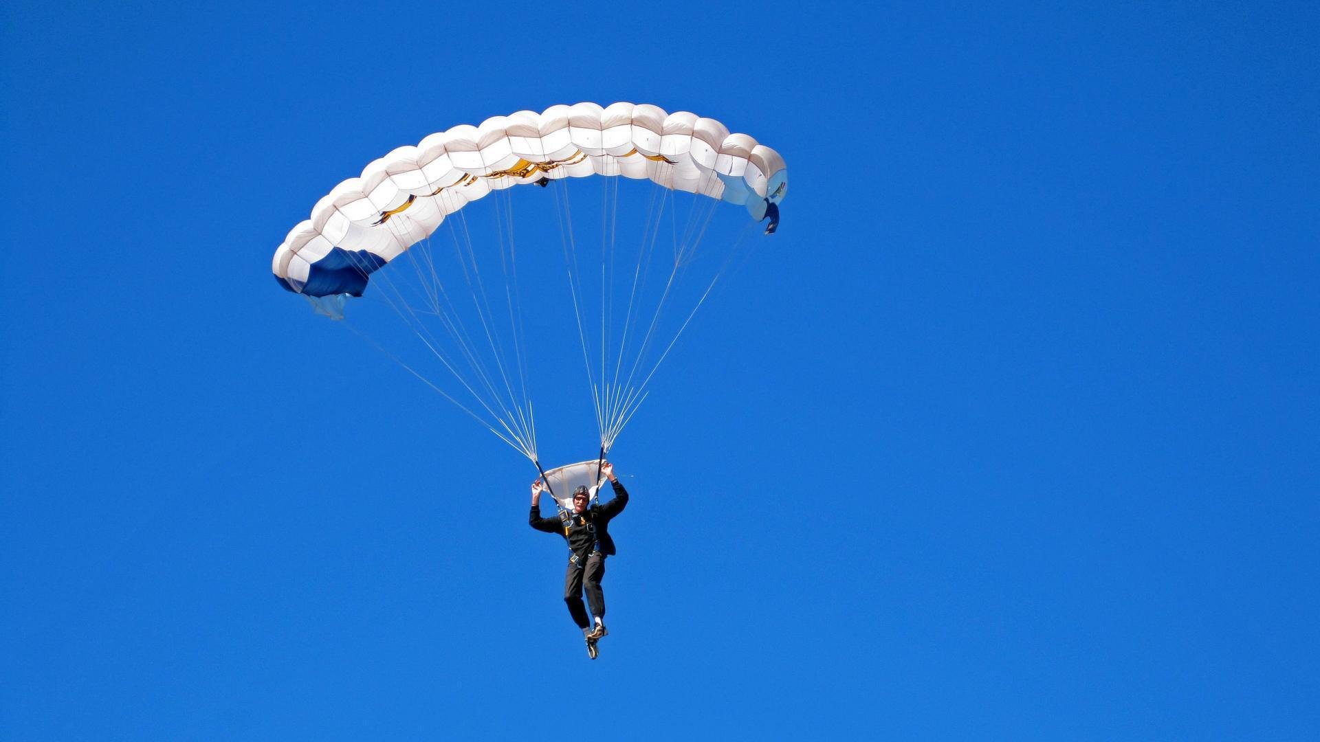 开云体育app-中国篮球从热爱走向辉煌，中国篮球发展史